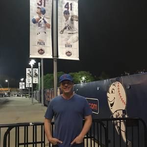 Meet your Posher, Robby